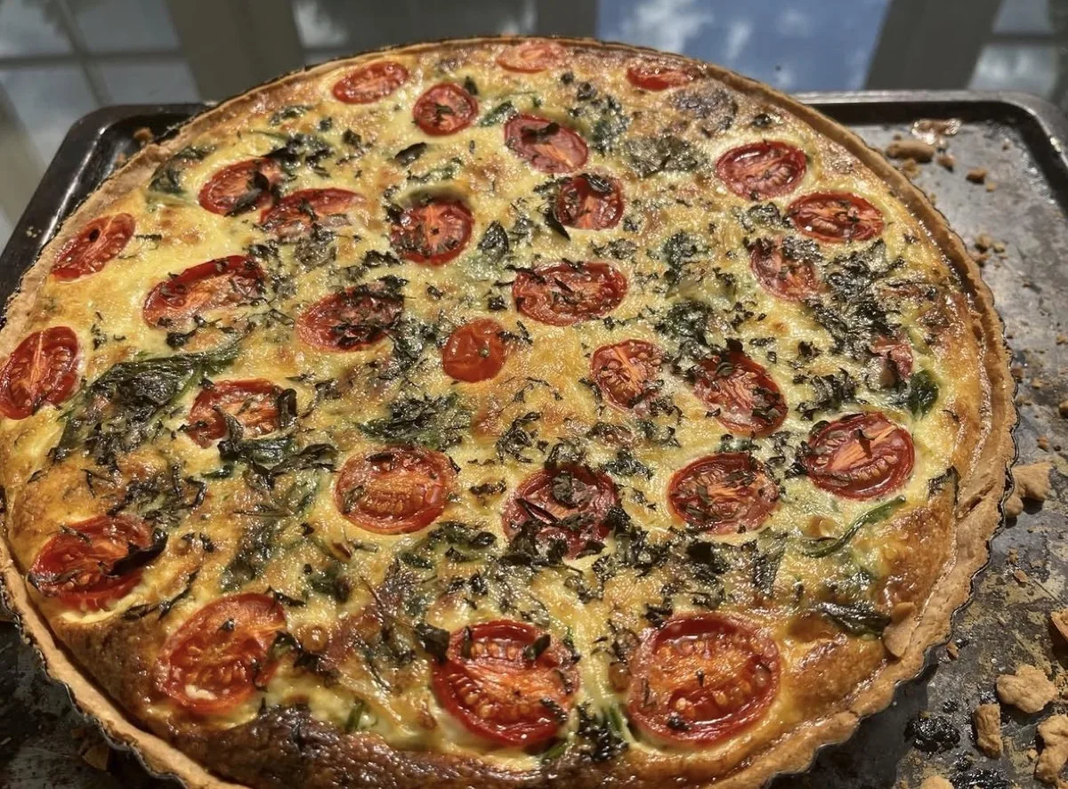 Cherry tomato and herb quiche