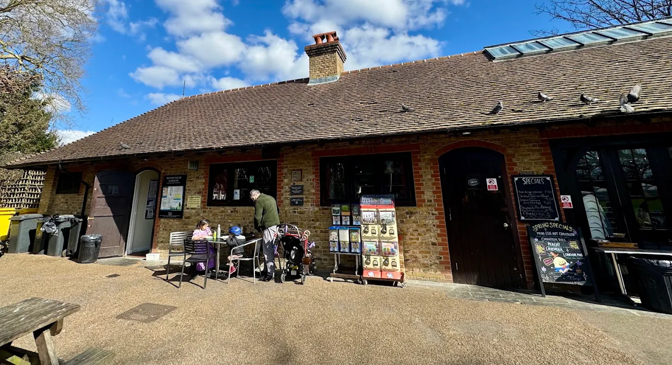 The Pistachios café building at Manor House Gardens